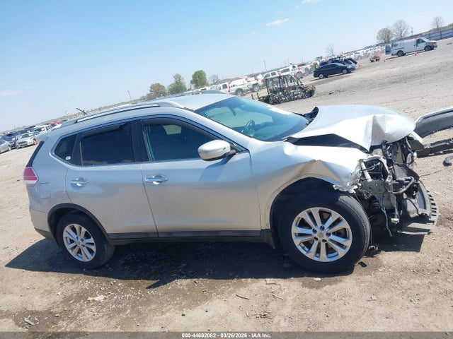 Aukcja sprzedaży 2015 Nissan Rogue Sv, vin: 5N1AT2ML1FC793579, numer aukcji: 44692082