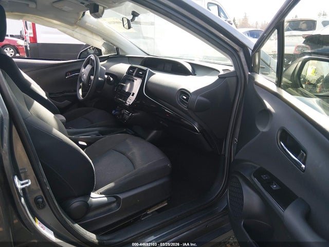 JTDKBRFU6G3008355 Toyota Prius Two