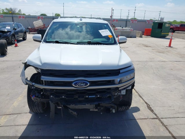 44692128 :رقم المزاد ، 1FMJU1H89REA40694 vin ، 2024 Ford Expedition Xlt مزاد بيع