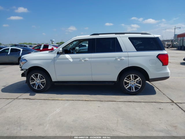 44692128 :رقم المزاد ، 1FMJU1H89REA40694 vin ، 2024 Ford Expedition Xlt مزاد بيع