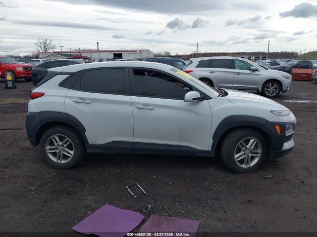Продажа на аукционе авто 2021 Hyundai Kona Se, vin: KM8K1CAA3MU681683, номер лота: 44692138