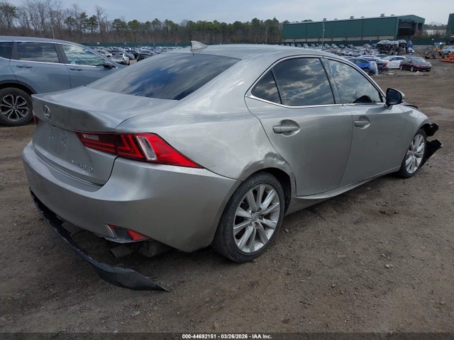 44692151 :رقم المزاد ، JTHCM1D29G5010637 vin ، 2016 Lexus Is 300 مزاد بيع