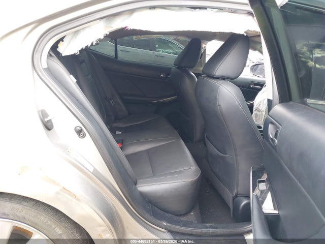 44692151 :رقم المزاد ، JTHCM1D29G5010637 vin ، 2016 Lexus Is 300 مزاد بيع
