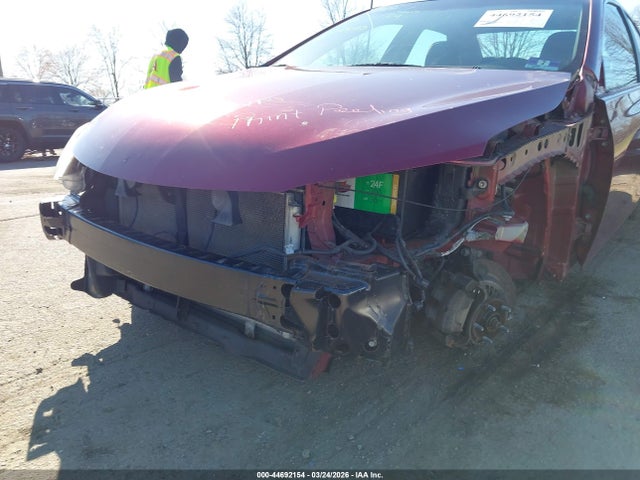 44692154 :رقم المزاد ، 4T1BF1FK0HU670895 vin ، 2017 Toyota Camry Se مزاد بيع