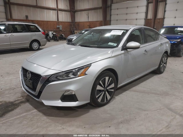 Auction sale of the 2022 Nissan Altima Sv Fwd, vin: 1N4BL4DV4NN398195, lot number: 44692158