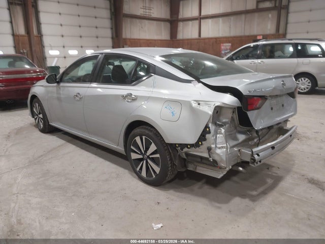 Auction sale of the 2022 Nissan Altima Sv Fwd, vin: 1N4BL4DV4NN398195, lot number: 44692158