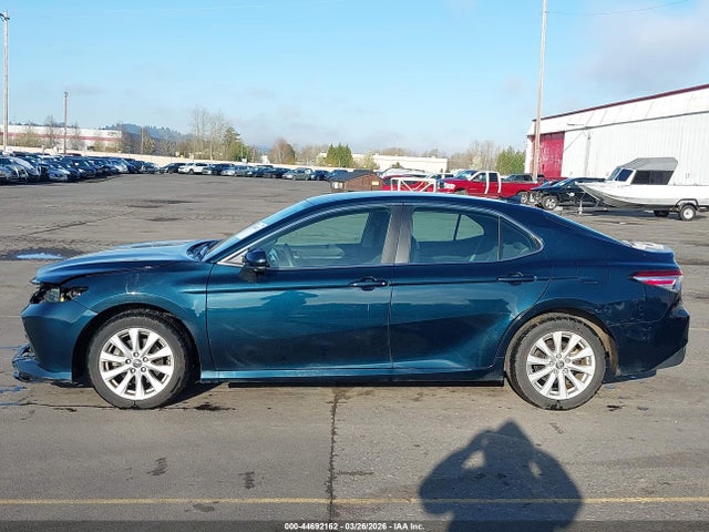 4T1B11HK2KU794654 Toyota CAMRY LE