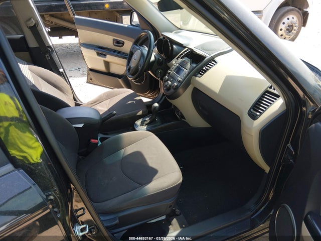 44692167 :رقم المزاد ، KNDJT2A28B7710152 vin ، 2011 Kia Soul ! مزاد بيع
