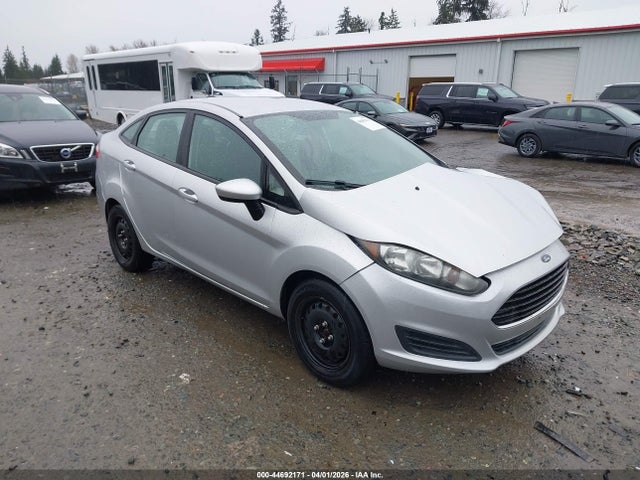 44692171 :رقم المزاد ، 3FADP4AJ5GM154969 vin ، 2016 Ford Fiesta S مزاد بيع