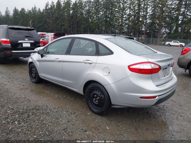 44692171 :رقم المزاد ، 3FADP4AJ5GM154969 vin ، 2016 Ford Fiesta S مزاد بيع