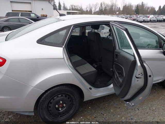 44692171 :رقم المزاد ، 3FADP4AJ5GM154969 vin ، 2016 Ford Fiesta S مزاد بيع