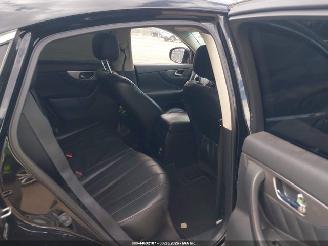 JN8CS1MU6EM451254 Infiniti QX70