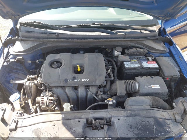 Hyundai ELANTRA SE 2017 5NPD74LF5HH092645 Image 10