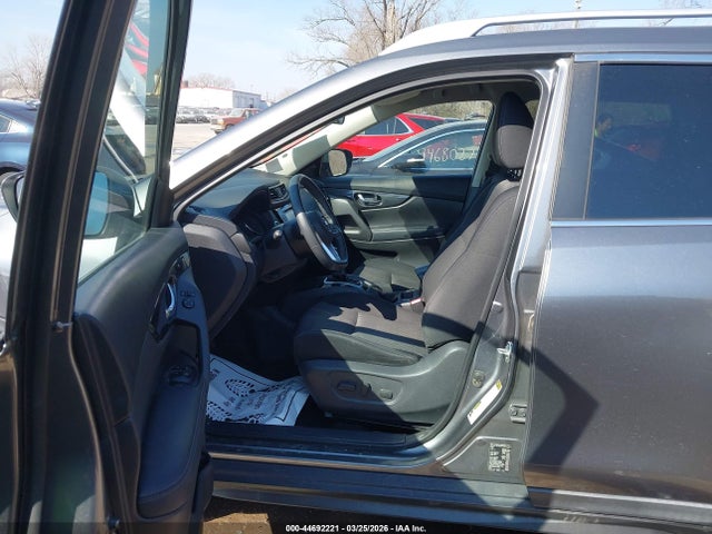 Aukcja sprzedaży 2017 Nissan Rogue Sv, vin: KNMAT2MV9HP619339, numer aukcji: 44692221