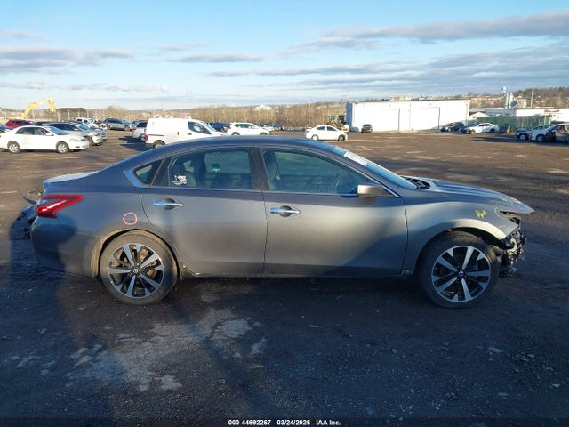 1N4AL3AP4JC114808 Nissan Altima 2.5 Sr