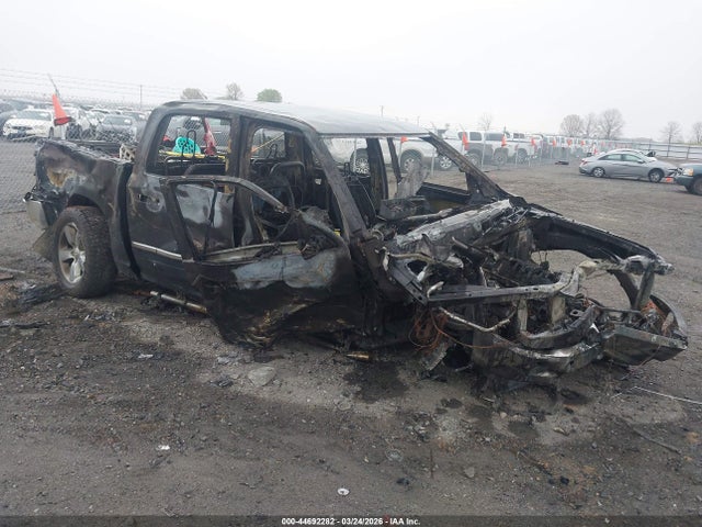 2015 RAM 1500 1C6RR7LT3FS537493