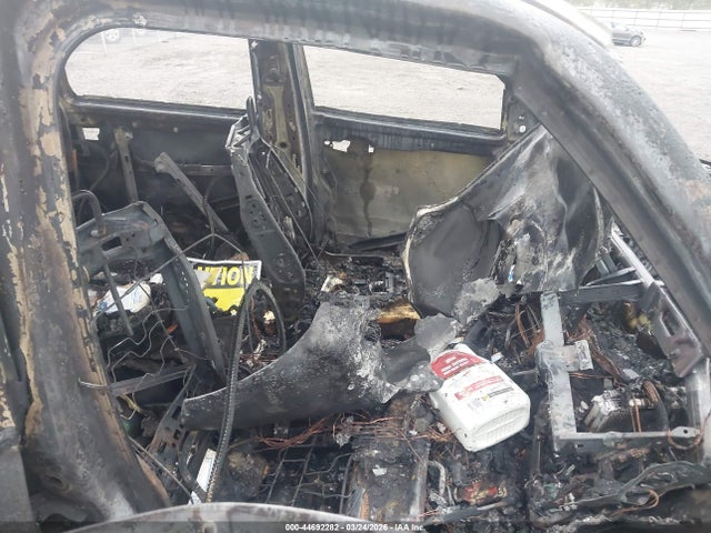 2015 RAM 1500 1C6RR7LT3FS537493 Photo 4