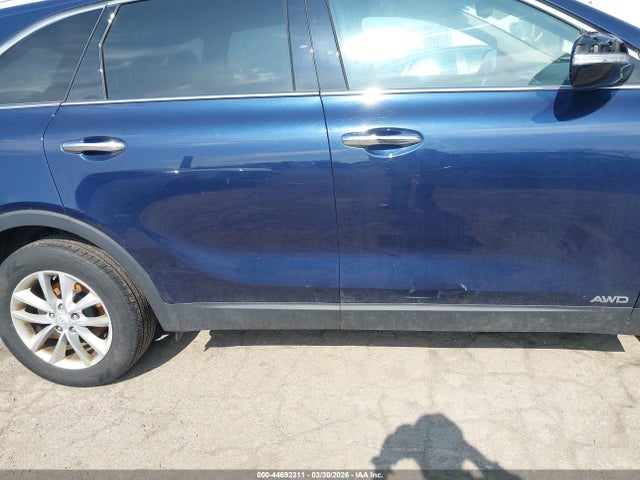 5XYPGDA34HG292834 KIA Sorento 2.4l Lx