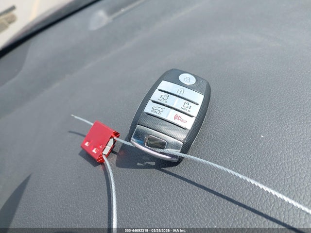 2018 KIA SEDONA KNDMB5C19J6375123 Photo 10