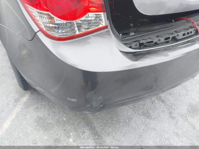 44692337 :رقم المزاد ، 1G1PC5SHOB7224927 vin ، 2011 Chevrolet Cruze Ls مزاد بيع
