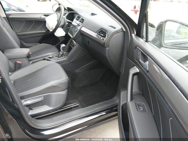 Продажа на аукционе авто 2023 Volkswagen Tiguan 2.0t Se, vin: 3VVMB7AX6PM076010, номер лота: 44692340