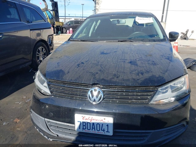 Продаж на аукціоні авто 2013 Volkswagen Jetta 2.0l S, vin: 3VW2K7AJXDM300373, номер лоту: 44692342