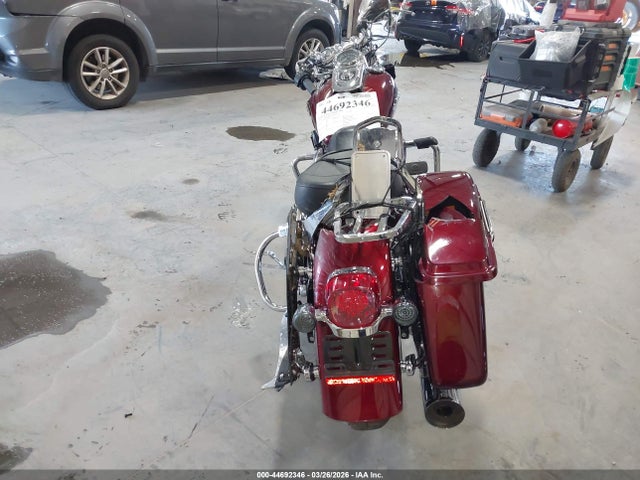 1HD1GZM19FC307180 Harley-Davidson Fld Switchback