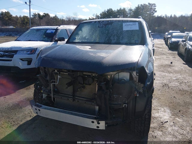 JTEMU5JR9M5886064 Toyota 4RUNNER SR5