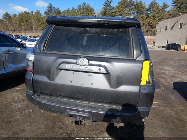 JTEMU5JR9M5886064 Toyota 4RUNNER SR5