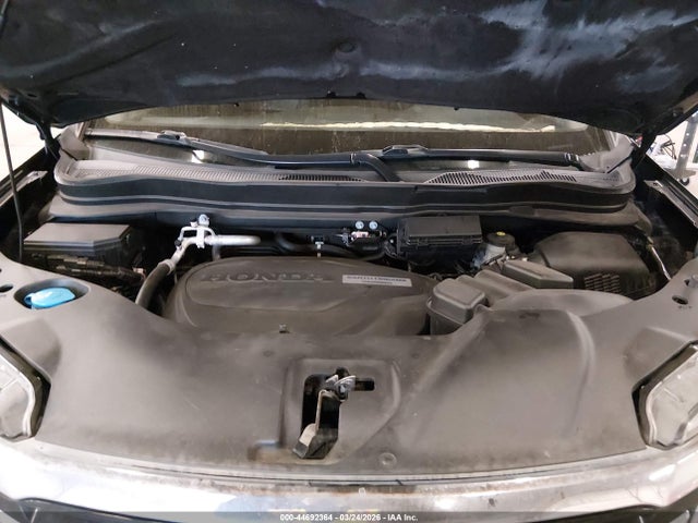 Продажа на аукционе авто 2017 Honda Pilot Touring, vin: 5FNYF6H91HB093793, номер лота: 44692364