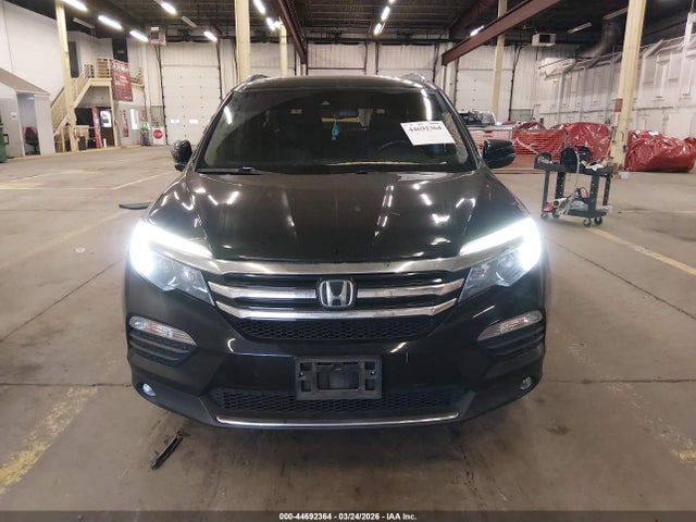 Продажа на аукционе авто 2017 Honda Pilot Touring, vin: 5FNYF6H91HB093793, номер лота: 44692364