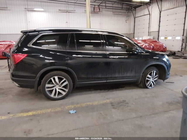Продажа на аукционе авто 2017 Honda Pilot Touring, vin: 5FNYF6H91HB093793, номер лота: 44692364