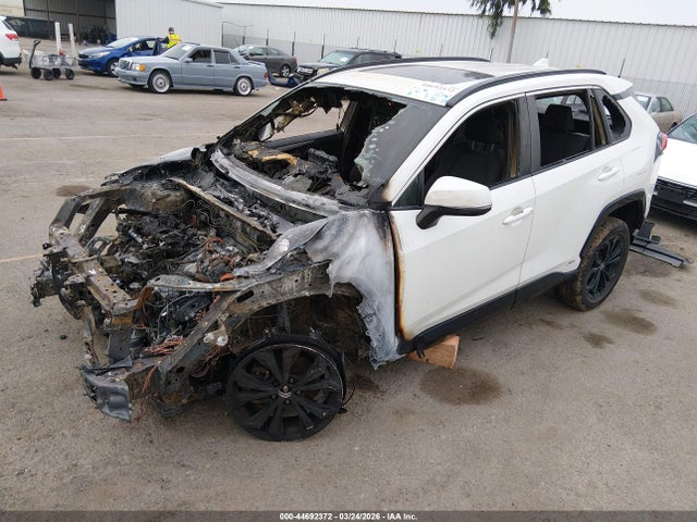Toyota Rav4 Hybrid Se 2022 4T3T6RFV5NU100357 Image 2