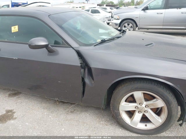 Продажа на аукционе авто 2014 Dodge Challenger Sxt, vin: 2C3CDYAG1EH195058, номер лота: 44692401