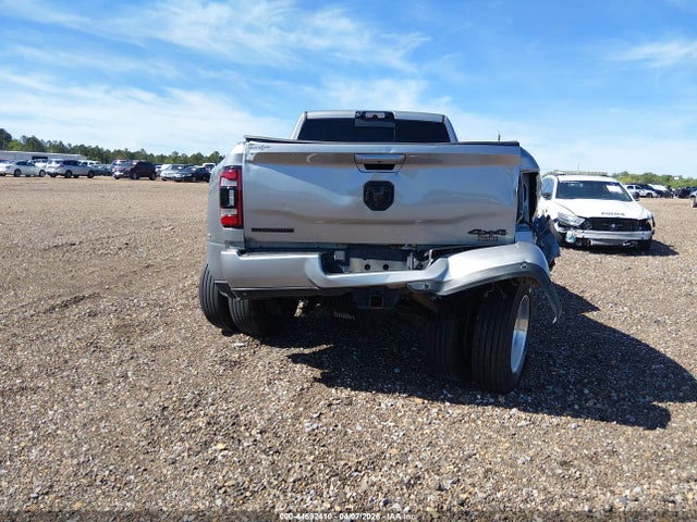 Продажа на аукционе авто 2022 Ram 3500 Big Horn  4x4 6'4 Box, vin: 3C63RRLL3NG334840, номер лота: 44692410