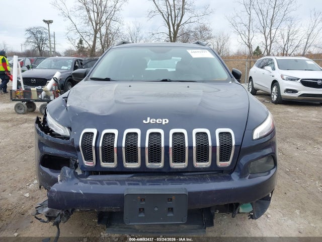 Продажа на аукционе авто 2015 Jeep Cherokee Sport, vin: 1C4PJMAB3FW735130, номер лота: 44692437