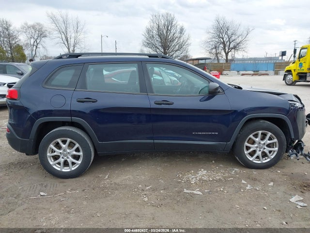 Продажа на аукционе авто 2015 Jeep Cherokee Sport, vin: 1C4PJMAB3FW735130, номер лота: 44692437