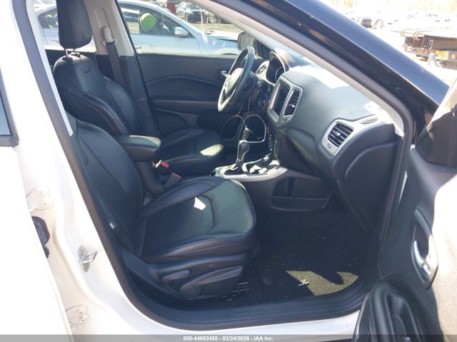 2019 JEEP COMPASS 3C4NJDCB1KT781351 Photo 4