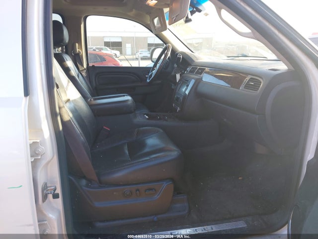 2011 Gmc Yukon Denali მანქანა იყიდება აუქციონზე, vin: 1GKS2EEF4BR395543, აუქციონის ნომერი: 44692510