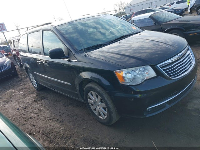 44692516 :رقم المزاد ، 2C4RC1BG1GR230306 vin ، 2016 Chrysler Town & Country Touring مزاد بيع