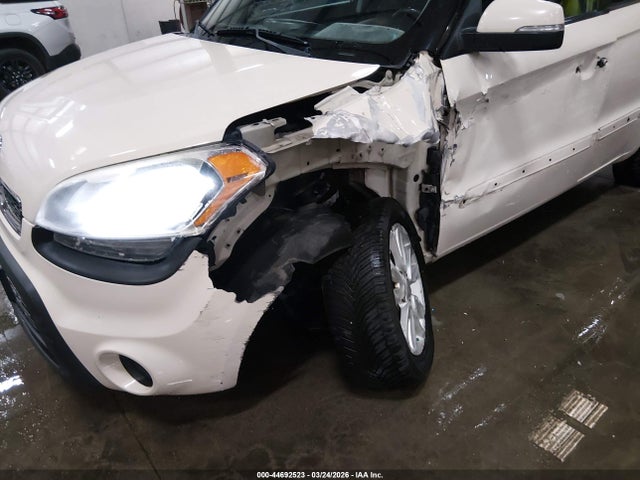 Продажа на аукционе авто 2013 Kia Soul +, vin: KNDJT2A64D7531614, номер лота: 44692523