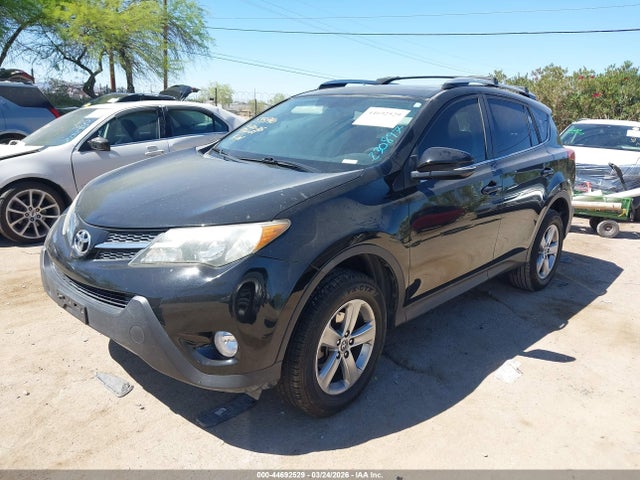 Toyota Rav4 Xle 2015 2T3WFREV7FW230897 Image 2