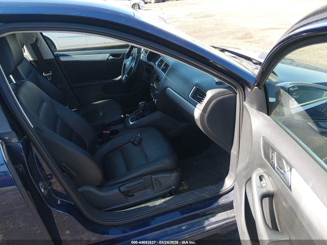 3VWD17AJ4EM442036 Volkswagen Jetta 1.8t Se