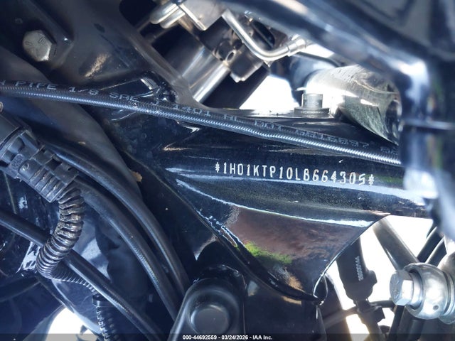 1HD1KTP10LB664305 Harley-Davidson FLTRXS