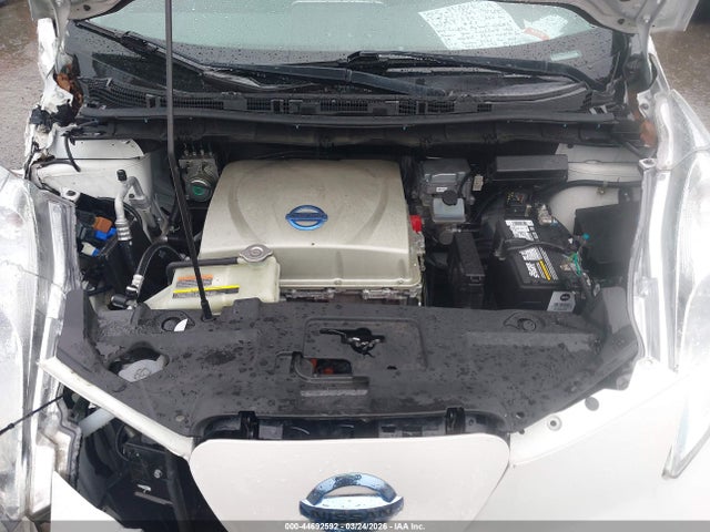 2015 NISSAN LEAF 1N4AZ0CP2FC306505 Photo 9