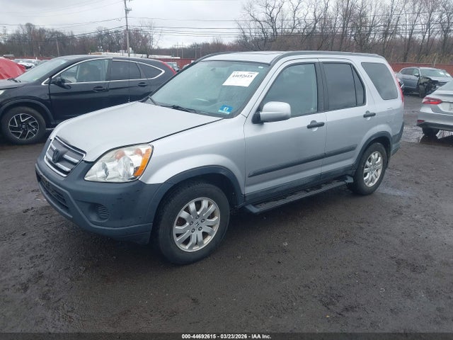2005 HONDA CR-V SHSRD78825U334336 Photo 1