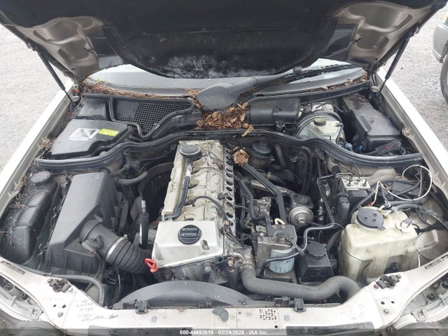 Продажа на аукционе авто 1998 Mercedes-benz E 300 Diesel, vin: WDBJF25FXWA655182, номер лота: 44692618