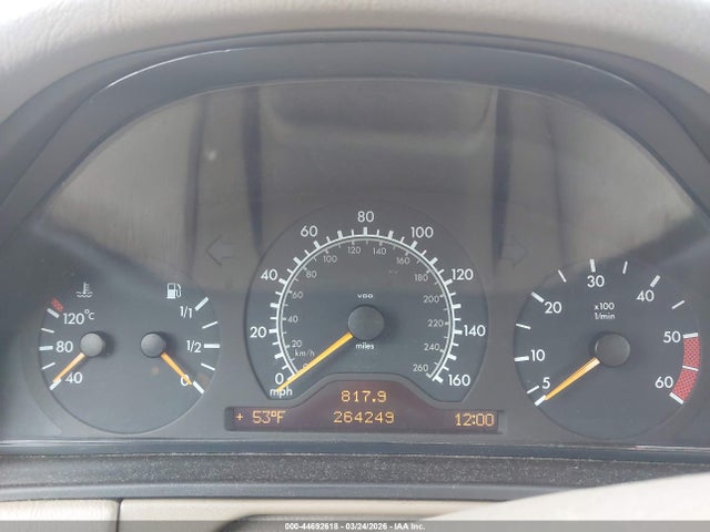 Продажа на аукционе авто 1998 Mercedes-benz E 300 Diesel, vin: WDBJF25FXWA655182, номер лота: 44692618