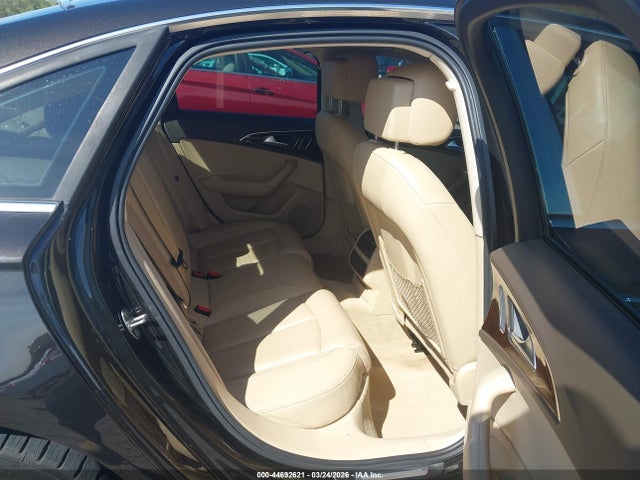 44692621 :رقم المزاد ، WAUGFAFC5FN007331 vin ، 2015 Audi A6 2.0t Premium مزاد بيع