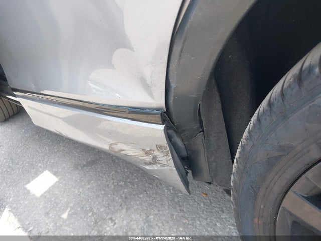 Aukcja sprzedaży 2023 Volkswagen Tiguan 2.0t Se R-line Black, vin: 3VVCB7AX4PM114717, numer aukcji: 44692625